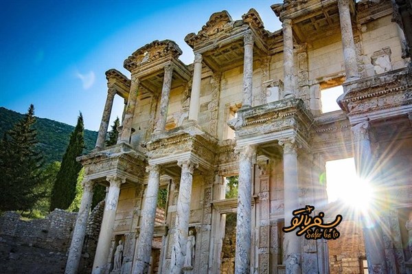 مقبره صخراه‌ای 